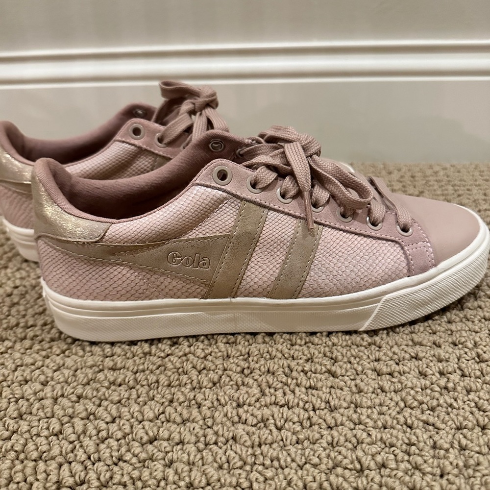 BRAND NEW! Gola sneakers light pink size 8
